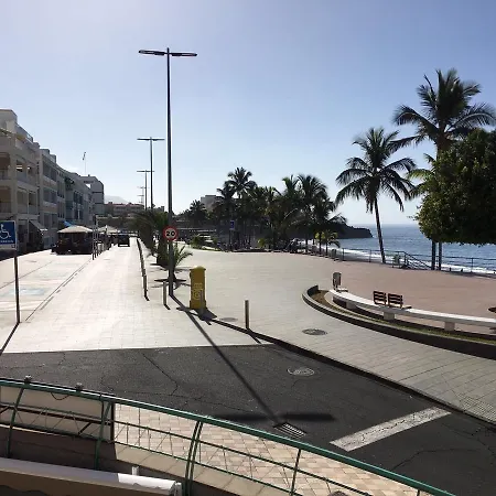 Delfin Playa Avenida Maritima Santa Cruz de la Palma